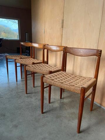 4 stoelen in teak en gevlochten zeegras, H.W. Klein  beschikbaar voor biedingen