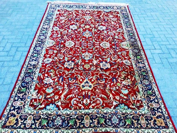 Perzische handgeknoopt tapijt (Isfahan) 300 x 200 cm, Huis en Inrichting, Stoffering | Tapijten en Vloerkleden, Zo goed als nieuw