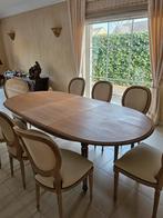 Eettafel in notelaar en 8 french dining chairs, Huis en Inrichting, Ophalen, Gebruikt