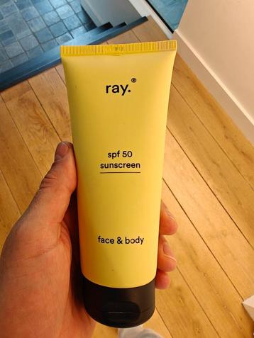 Ray Zonnecrème 200 ml beschikbaar voor biedingen