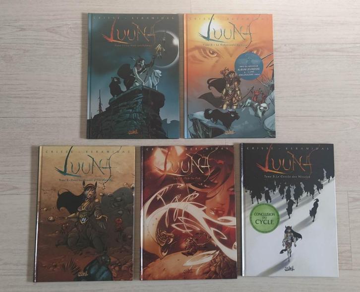 Luuna 1 à 5 (1e cycle complet), Boeken, Stripverhalen, Zo goed als nieuw, Complete serie of reeks, Ophalen of Verzenden