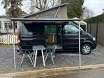 VW California T5 4 persons camper, Auto's, Volkswagen, 4 zetels, 4 cilinders, 2500 kg, Zwart