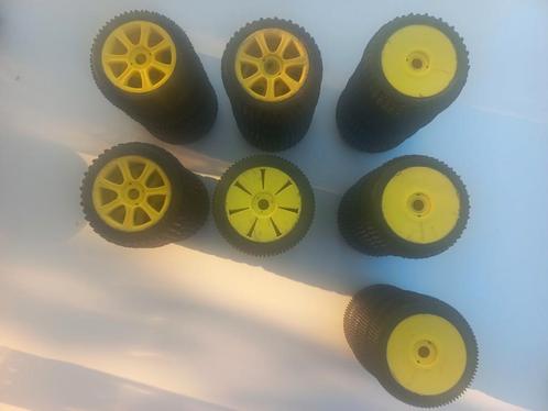 1/8 rc banden, Hobby en Vrije tijd, Modelbouw | Radiografisch | Overige, Zo goed als nieuw, Ophalen of Verzenden