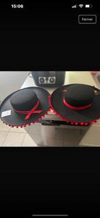 Lot de 87 chapeaux neufs, Vêtements | Femmes, Chapeaux & Casquettes, Enlèvement, Comme neuf