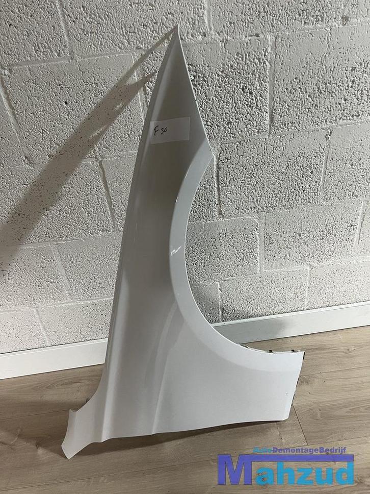 BMW 3 SERIE F30 Wit rechts voorscherm zijscherm 2012-2018, Auto-onderdelen, Carrosserie, Spatbord, BMW, Gebruikt, Ophalen of Verzenden