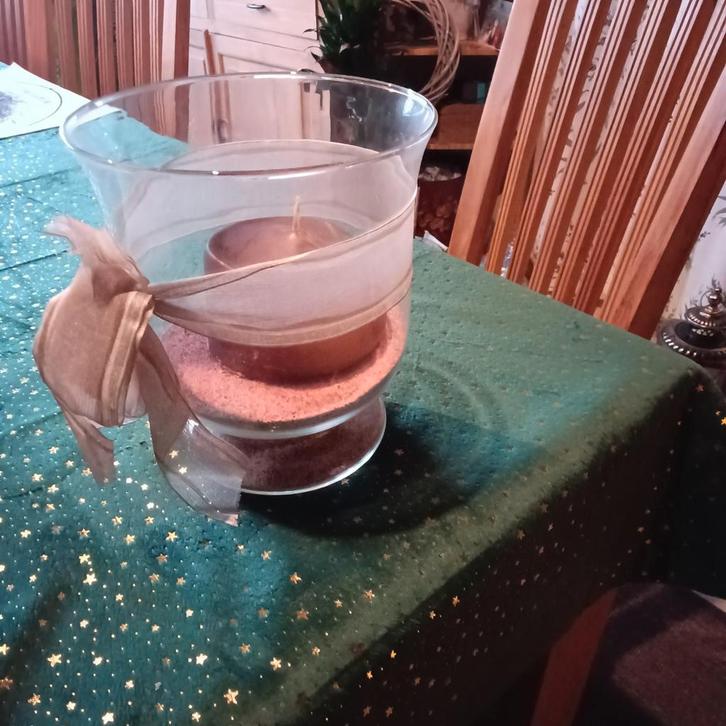 Glazen vaas met zand en kaars, Mortsel, Huis en Inrichting, Woonaccessoires | Kandelaars en Kaarsen, Kaars, Ophalen