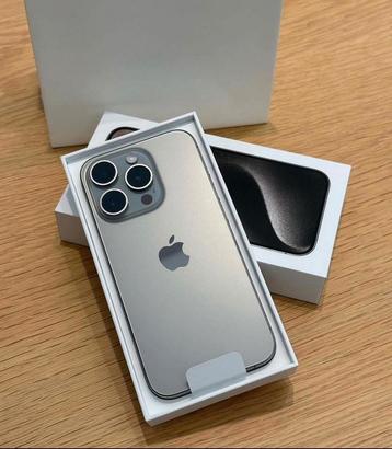 Iphone 15 Pro Max en parfait état de fonctionnement, Télécoms, Téléphonie mobile | Marques Autre, Enlèvement ou Envoi, Comme neuf