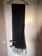 Long foulard noir 1,8 m, Porté, Écharpe