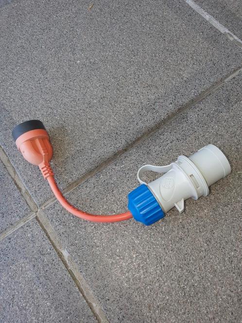 ELEKTRISCHE VERBINDINGSKIT VOOR DE CAMPING, Caravans en Kamperen, Caravanaccessoires, Zo goed als nieuw, Ophalen of Verzenden