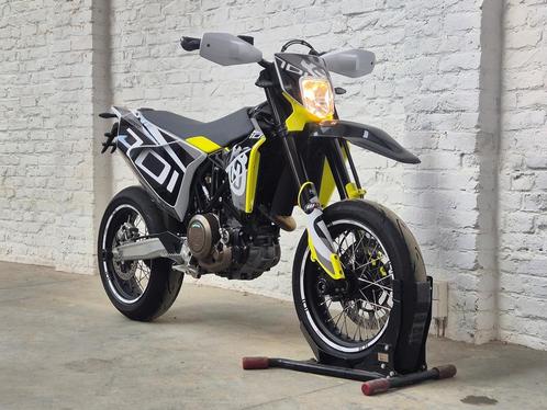 Husqvarna 701 SM supermoto @motomobilia 1jaar garantie, Motoren, Motoren | Husqvarna, Bedrijf, SuperMoto, meer dan 35 kW, Ophalen