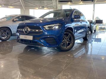 Mercedes-Benz GLA 180 Star Edition, Auto's, Stof, 4 cilinders, 5 zetels, 1570 kg