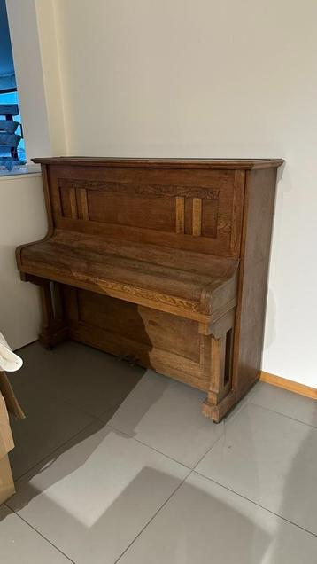 Gratis Piano (Steinbach) beschikbaar voor biedingen