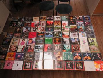 Oorstrelende CD-collectie te koop beschikbaar voor biedingen