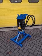 HÄNER Kegelsplijter Cw 05 opname minigraver, Tuin en Terras, Brandhout, Ophalen, Stammen