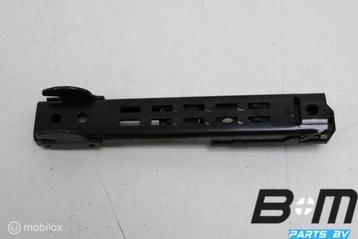 Hoogteverstelling gordel links of rechts VW Golf 5 1T0857819 beschikbaar voor biedingen