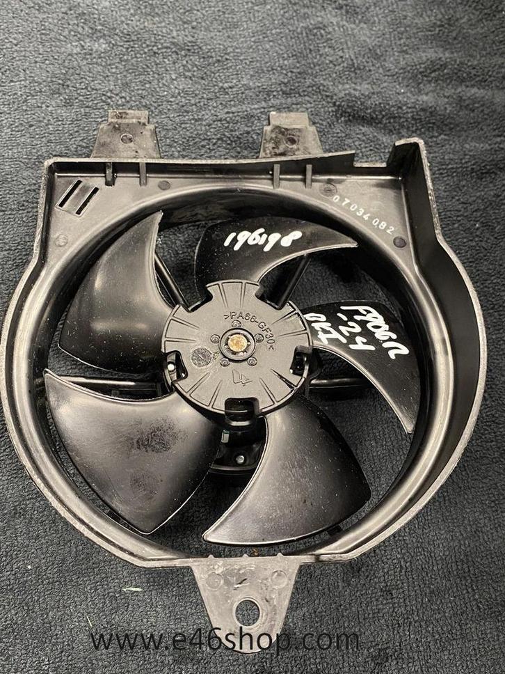 KOELVIN BMW F750 F850 F900R F900XR OE 17115B33728, Motoren, Onderdelen | BMW, Gebruikt, Ophalen of Verzenden