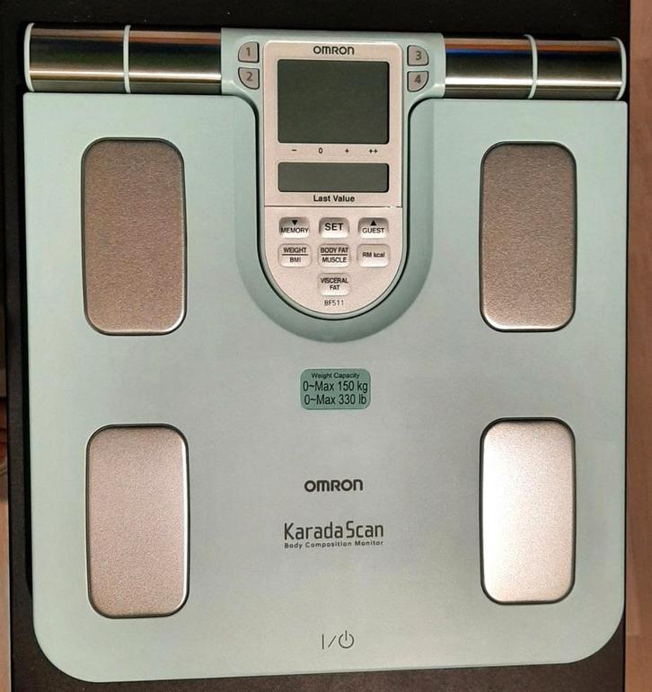 OMRON BF511 slimme weegschaal, meet BMI, Spiermassa, Gewicht, Elektronische apparatuur, Weegschalen, Nieuw, Digitaal, Personenweegschaal