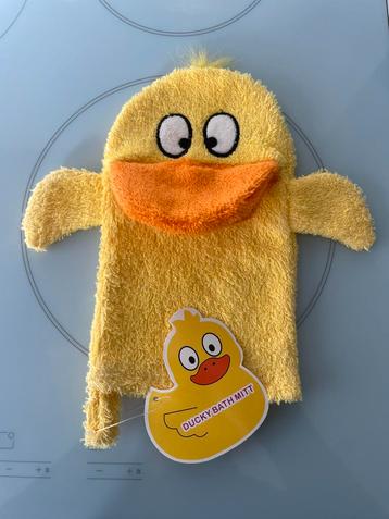 Washandje en handdoek beschikbaar voor biedingen