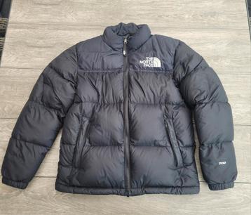 The North Face 1996 Retro
Nuptse-jas voor tieners maat L(12) beschikbaar voor biedingen