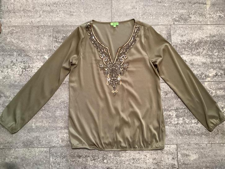 Chemise/chemisier kaki K-design S/M, Vêtements | Femmes, Blouses & Tuniques, Comme neuf, Taille 38/40 (M), Vert, Enlèvement ou Envoi