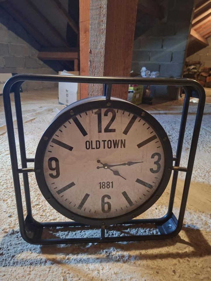 Grote Industriële/Landelijk Klok | 52x52cm, Huis en Inrichting, Woonaccessoires | Klokken, Zo goed als nieuw, Wandklok, Analoog