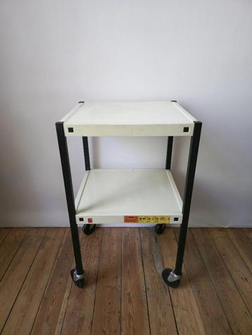 Industriële trolley - tafel op wielen - Workshop - Loft beschikbaar voor biedingen