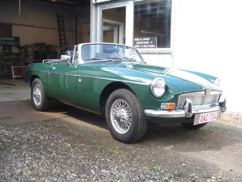 MG--MGB Roadster met Overdrive, Autos, Oldtimers & Ancêtres, Particulier, MG, Essence, Cabriolet, 2 portes, Boîte manuelle, Vert