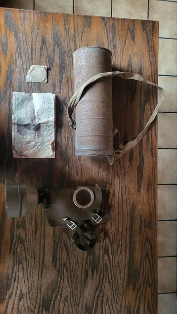 Gasmasker ww2, Enlèvement