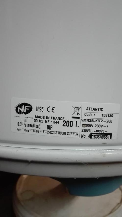 Boiler 200 litres, Doe-het-zelf en Bouw, Chauffageketels en Boilers, Zo goed als nieuw, Boiler, 100 liter of meer, 6 t/m 10 jaar oud