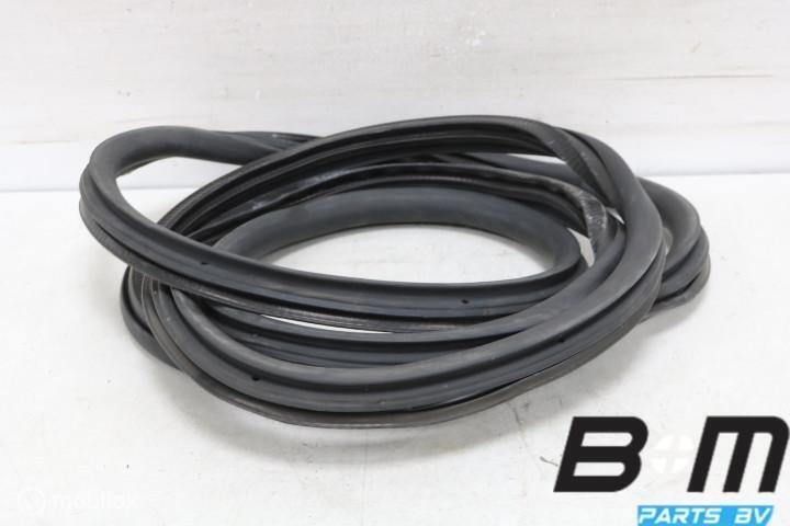 Portierrubber achterzijde VW Golf 7 5K3867911B, Auto-onderdelen, Interieur en Bekleding, Gebruikt