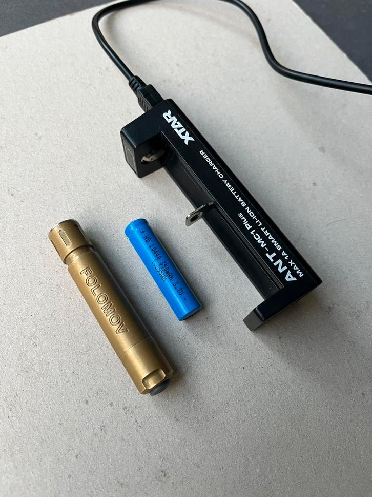 Folomov EDC C1 zeer krachtig mini zaklamp met 400 lumen!, Caravans en Kamperen, Zaklampen, Zo goed als nieuw, Batterij, Ophalen of Verzenden