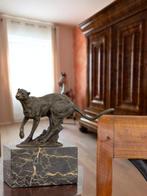 Bronzen Beeld van een Rennende Poema GRATIS LEVERING