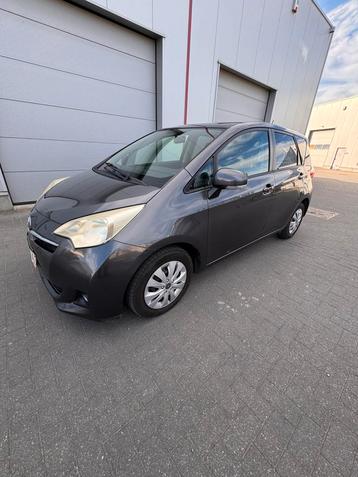 TOYOTA VERSO-S BENZINE 2011, Autos, Achat, Boîte manuelle, Verso-S, 5 portes