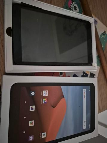 Tablet t-8100 & T-8133 beschikbaar voor biedingen