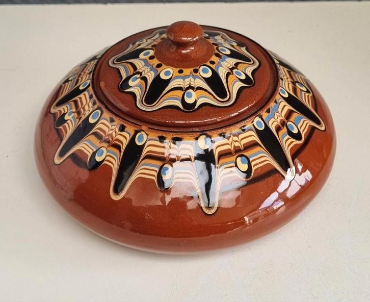 Superbe bonbonnière artisanale de Bulgarie, Antiquités & Art, Antiquités | Céramique & Poterie, Enlèvement