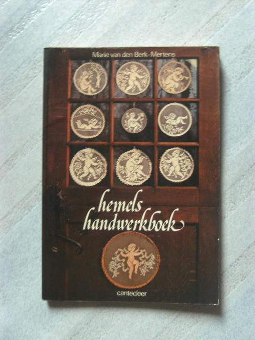 Hemels Handwerkboek/Marie van den Berck-Mertens, Livres, Loisirs & Temps libre, Comme neuf, Enlèvement ou Envoi