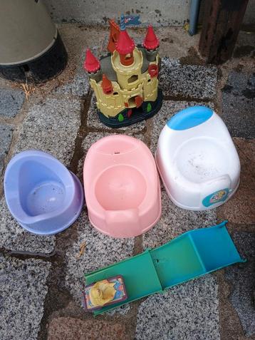 Kinderspeelgoed allerlei beschikbaar voor biedingen