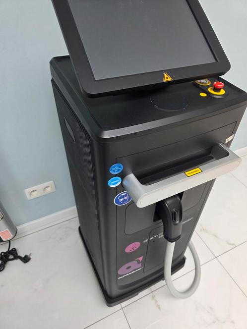 Laser ontharing diode 3 inn 1 nieuwste technologie.., Elektronische apparatuur, Persoonlijke Verzorgingsapparatuur, Zo goed als nieuw