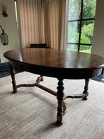 Eiken (uittrekbare) tafel met 6 lederen stoelen en dressoir, Ophalen
