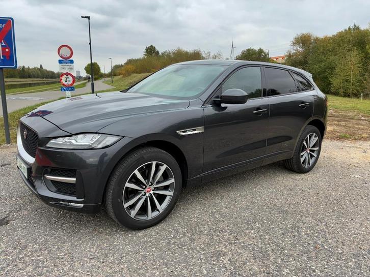 Jaguar F-Pace 2.0T 30t AWD R-Sport 40564 km! !, Auto's, Jaguar, Bedrijf, Te koop, F-Pace, 4x4, ABS, Achteruitrijcamera, Airbags