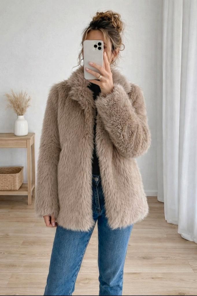 Jas van imitatiebont, Kleding | Dames, Jassen | Winter, Zo goed als nieuw, Maat 36 (S), Ophalen of Verzenden