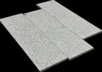 Lichtgrijze graniettegel in banen 30 cm breed, Granit, 10 m²² ou plus, Enlèvement, 20 à 40 cm