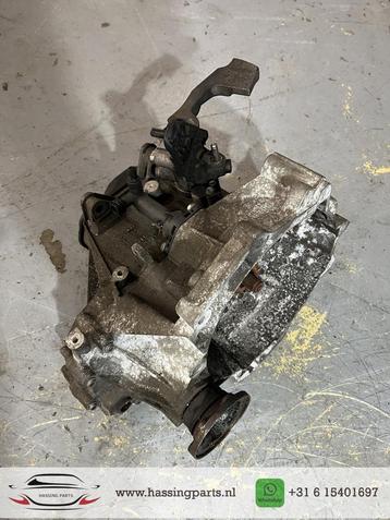 Volkswagen Polo 6R-6C 1.2 benzine versnellingsbak 02T301103A beschikbaar voor biedingen