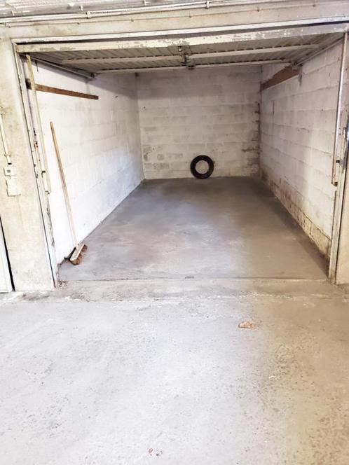 Grote beveiligde privébox in 1080 Molenbeek, Immo, Garages en Parkeerplaatsen, Brussel