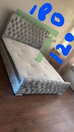 Luxe fluwelen bed – elegant design met premium comfort, Envoi, Neuf, Noir