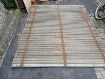 houten rolluiken beschikbaar voor biedingen
