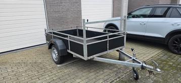 Aanhangwagen te huur beschikbaar voor biedingen