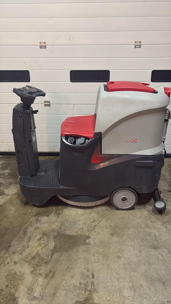 ZGAN! Comac Innova 55B Schrobzuigmachine, Schrobmachine, Doe-het-zelf en Bouw, Reinigingsmachines, Zo goed als nieuw, Schrobmachine