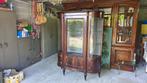 Vitrine style Louis XVI / Napoléon III aux coins arrondis, Ophalen