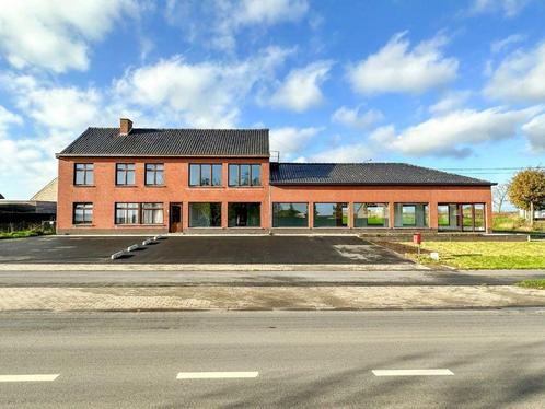 Winkelruimte te huur in, Immo, Huizen te huur, Overige soorten, F